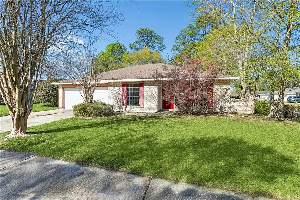 319 Somerset Drive, Slidell, LA 70461 - #1