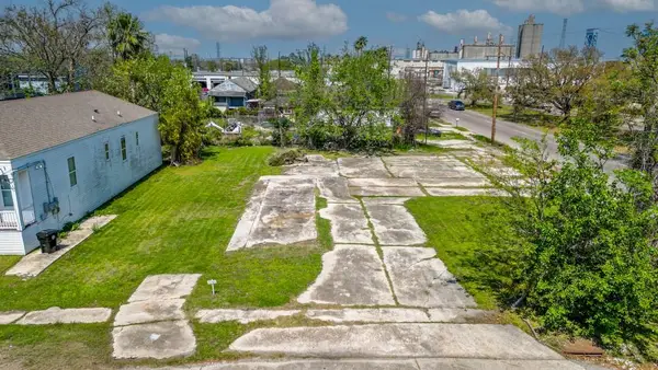 2018 Poland Avenue, New Orleans, LA 70117