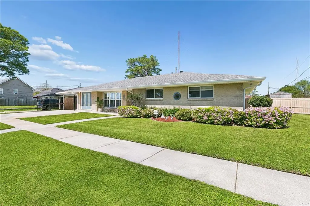 421 E St Jean Baptist Street, Chalmette, LA 70043 - #1