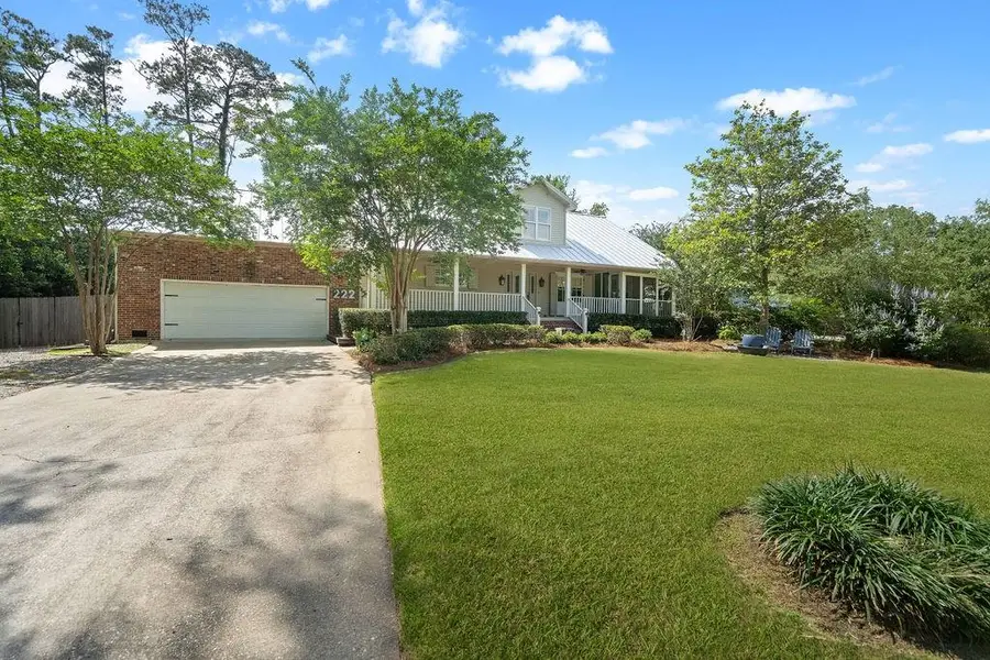 222 Coffee Street, Mandeville, LA 70448 - #3