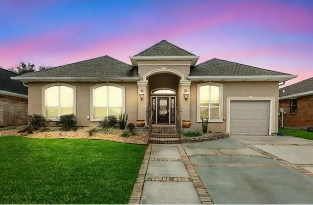 111 Columbia Place, Slidell, LA 70458 - #1