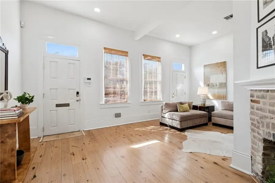 3809 Annunciation Street, New Orleans, LA 70115 - #3