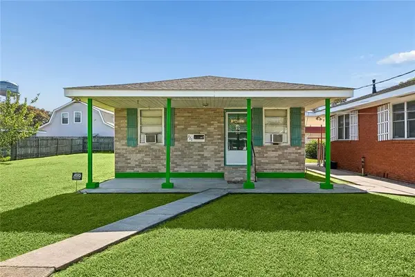 721 Ave F Avenue, Westwego, LA 70094