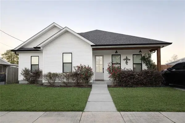 2408 Lloyds Avenue, Chalmette, LA 70043