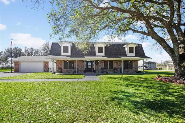 306 E Woodlawn Ranch Road, Houma, LA 70363
