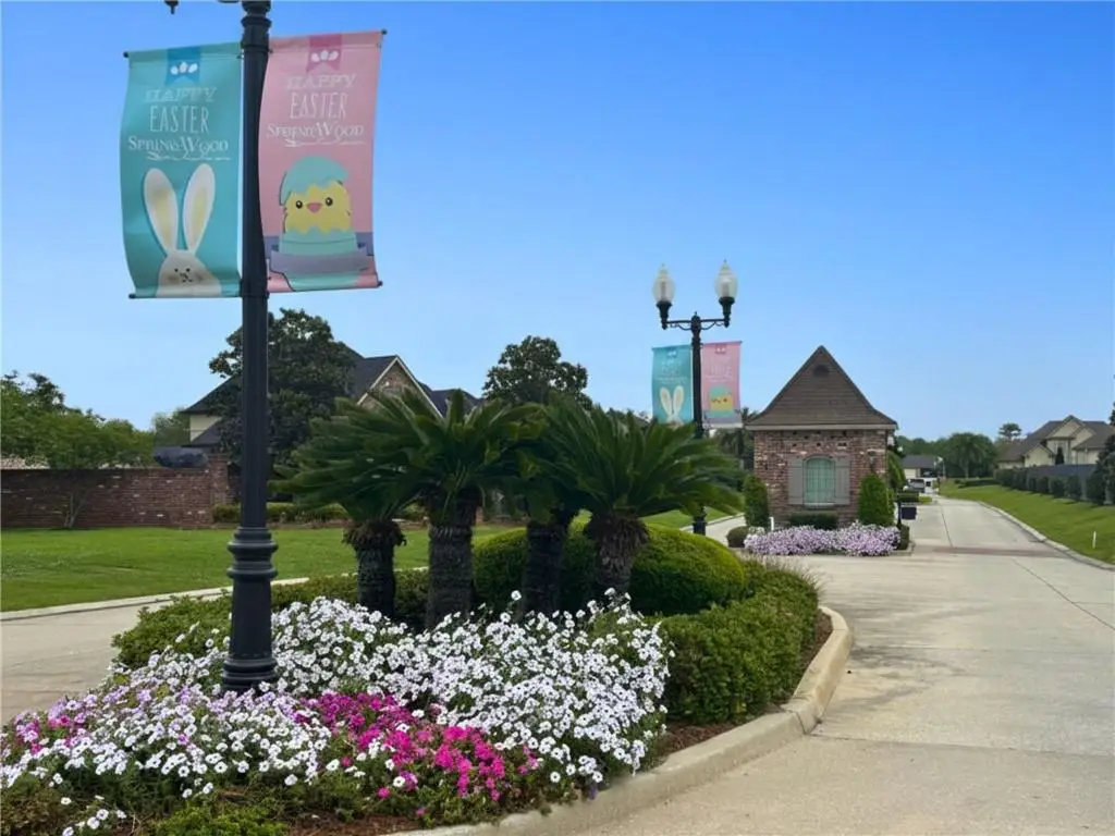 121 Sunflower Road, Belle Chasse, LA 70037 - #1