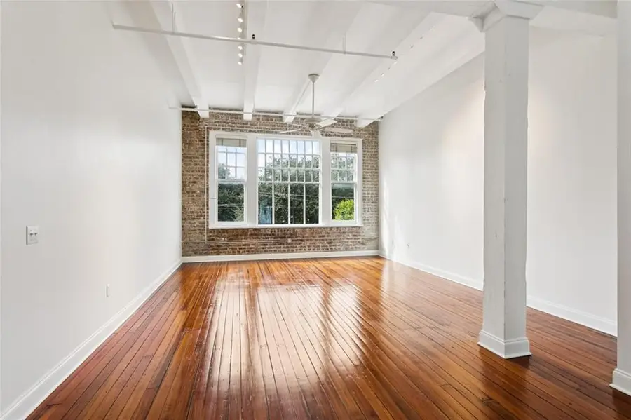 1000 St Charles Avenue #D, New Orleans, LA 70130 - #3
