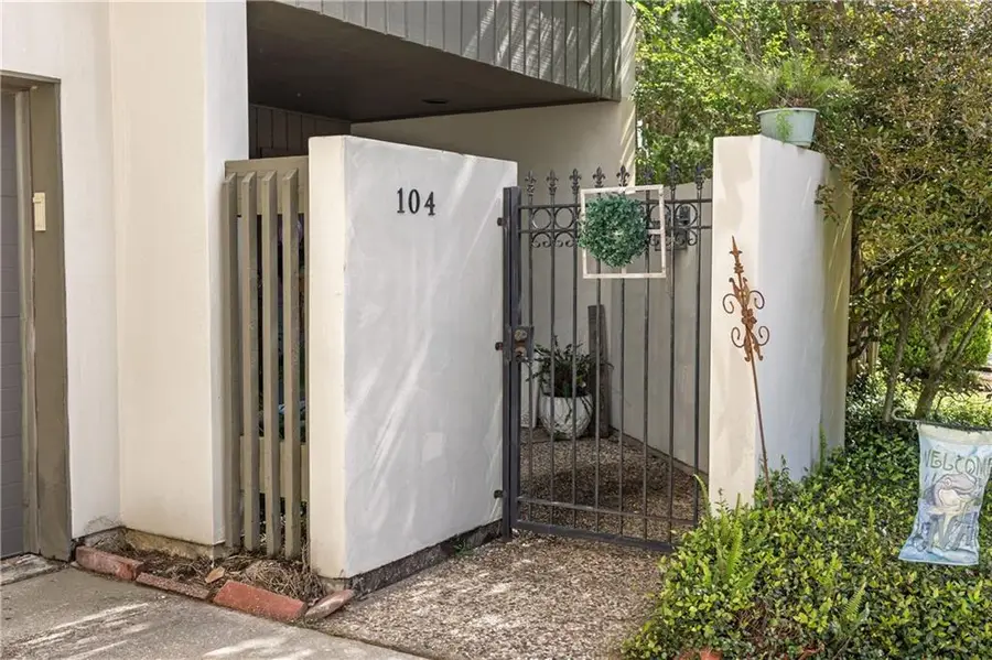 104 Tchefuncte Oaks Drive #104, Mandeville, LA 70471 - #3