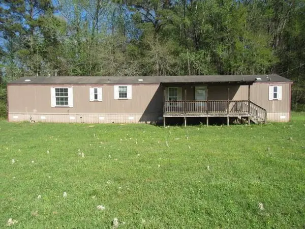 400 De Jeane Road, Leesville, LA 71446