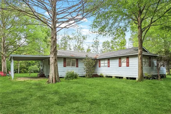 19085 Township Road, Covington, LA 70435