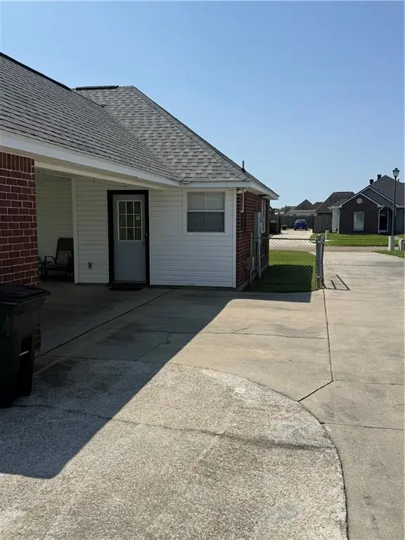 312 S Oleana Drive, Gonzales, LA 70707 - #2