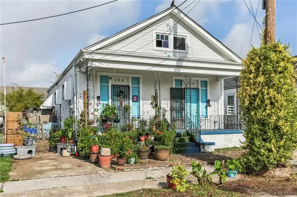 704 06 Tricou Street, New Orleans, LA 70117 - #1