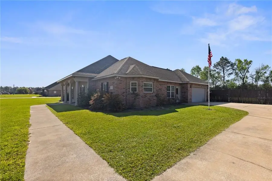 126 Eagle Point Road, Leesville, LA 71446 - #2