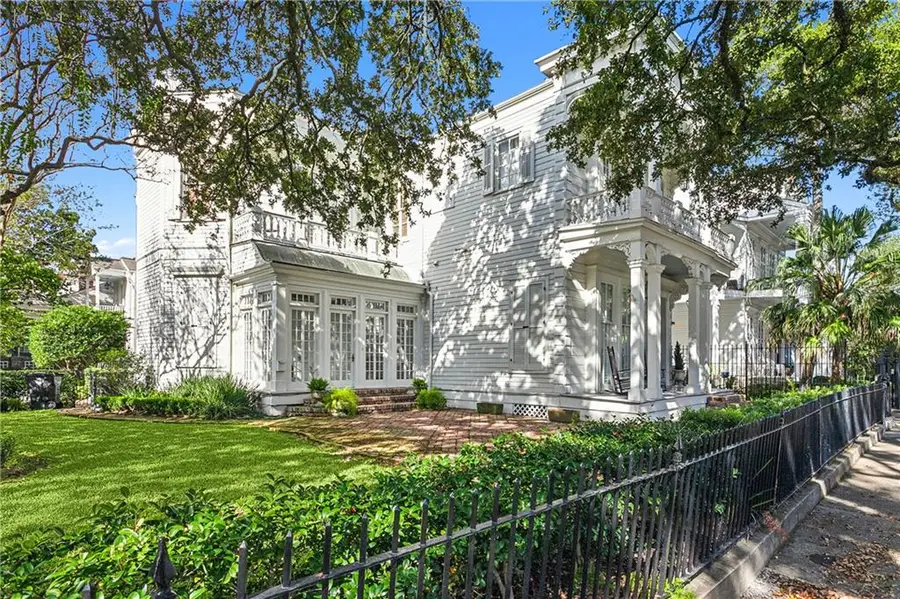 2625 St Charles Avenue #2, New Orleans, LA 70130 - #2