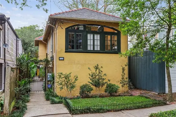 720 Calhoun Street, New Orleans, LA 70118