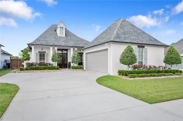 17363 Fox Glove Bend, Prairieville, LA 70769
