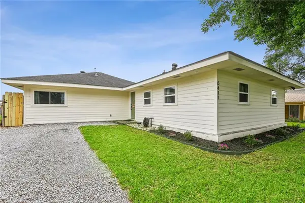 6411 Congress Drive, New Orleans, LA 70126