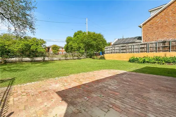 2401 New York Street, New Orleans, LA 70122