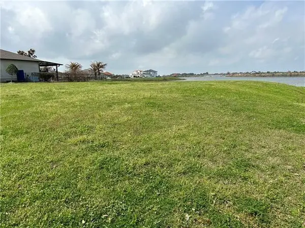 S Lakeshore Boulevard, Slidell, LA 70461