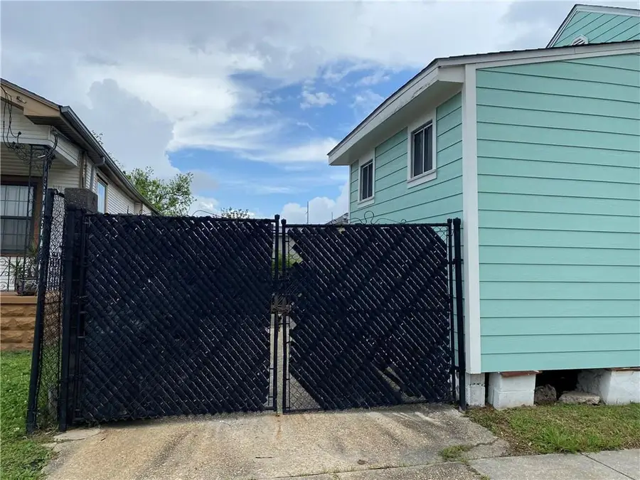 2200 02 Annette Street, New Orleans, LA 70119 - #2