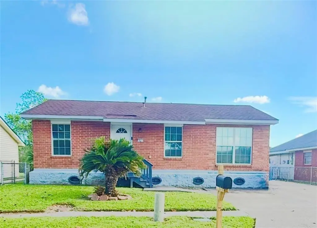 5817 Lacombe Avenue, Marrero, LA 70072 - #1
