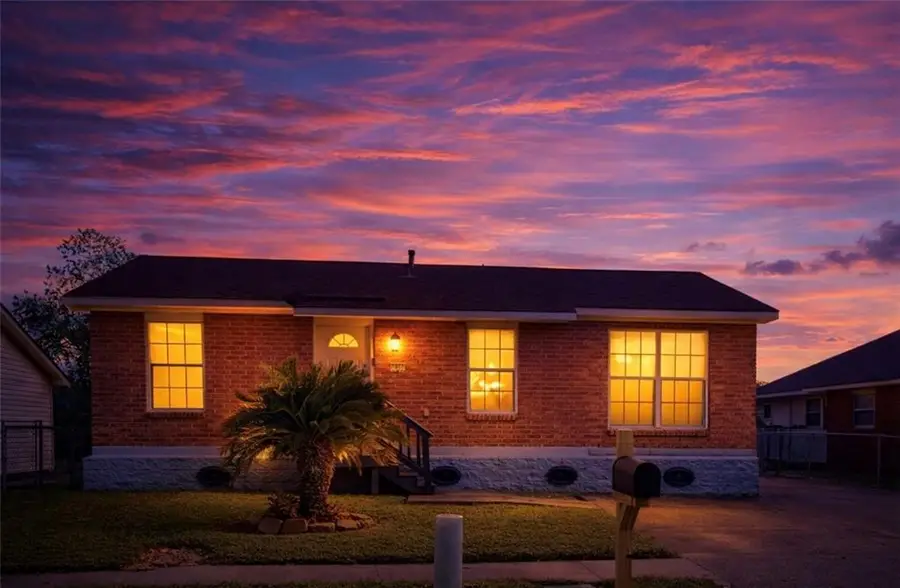 5817 Lacombe Avenue, Marrero, LA 70072 - #2