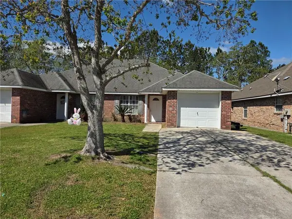 149-155 Remmy Court, Mandeville, LA 70448