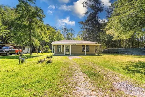 61028 N Pontchartrain Drive, Lacombe, LA 70445