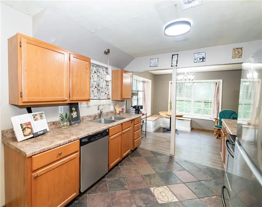 956 Stones Way Drive, Pineville, LA 71360 - #2