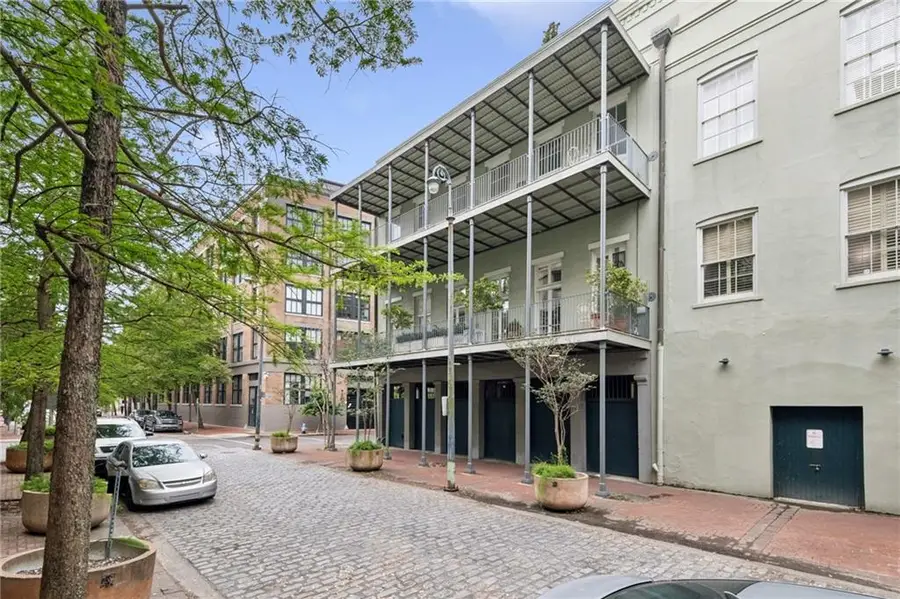 225 Girod Street #302, New Orleans, LA 70130 - #2