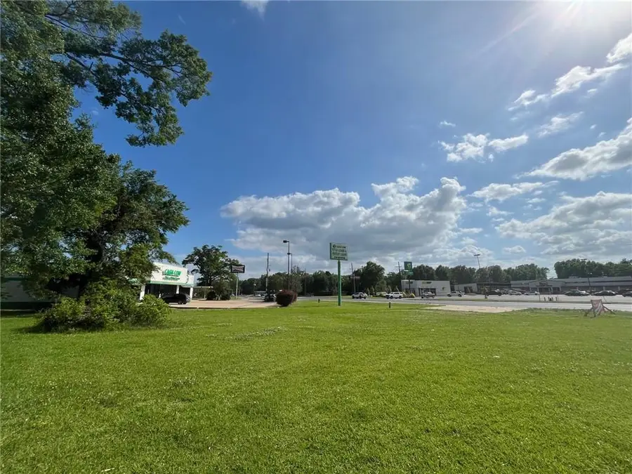 Tunica Drive, Marksville, LA 71351 - #3