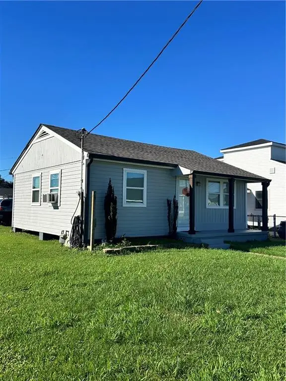 7220 Hattie Street, Arabi, LA 70032