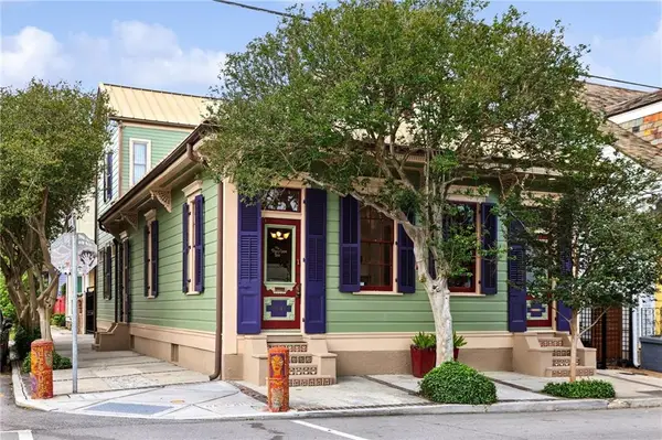 2001 Dauphine Street, New Orleans, LA 70116