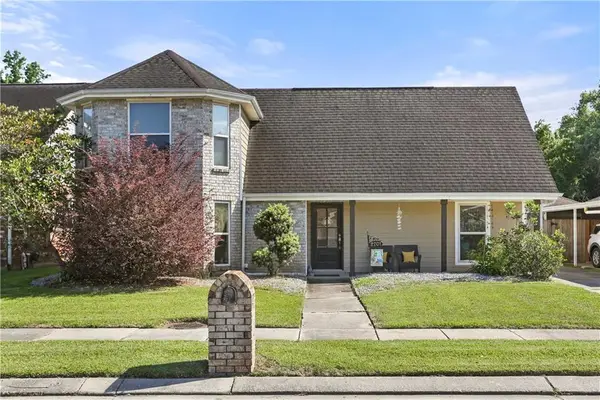 2701 S Lake Boulevard, Violet, LA 70092