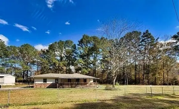 26035 John L Lane, Denham Springs, LA 70726