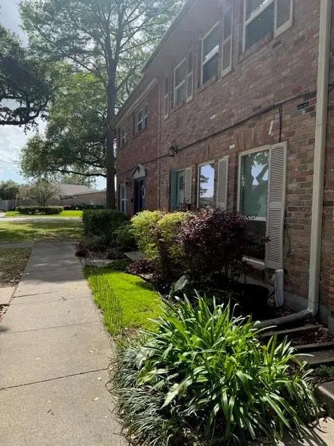 300 Coral Avenue #F, Terrytown, LA 70056 - #3