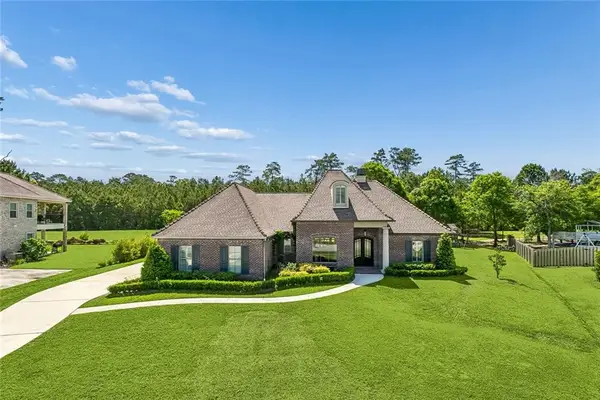 316 Seminole Circle, Madisonville, LA 70447