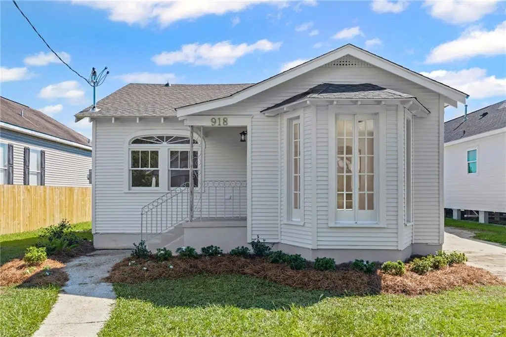 918 11th Street, Gretna, LA 70053 - #1