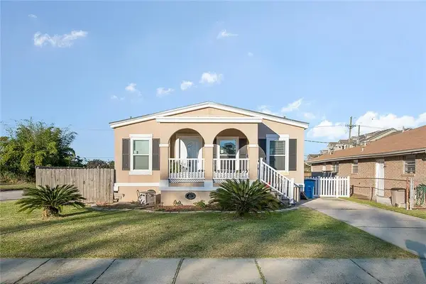 8401 Colonel Drive, Chalmette, LA 70043