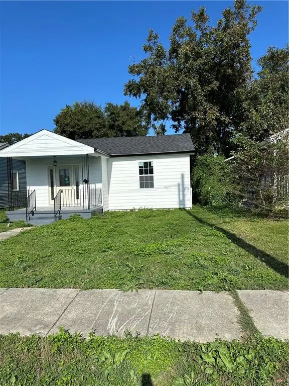 9009 Fig Street, New Orleans, LA 70118