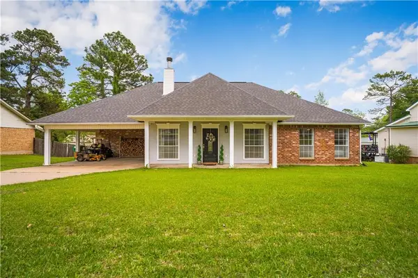 5801 Whispering Pines Loop, Pineville, LA 71360