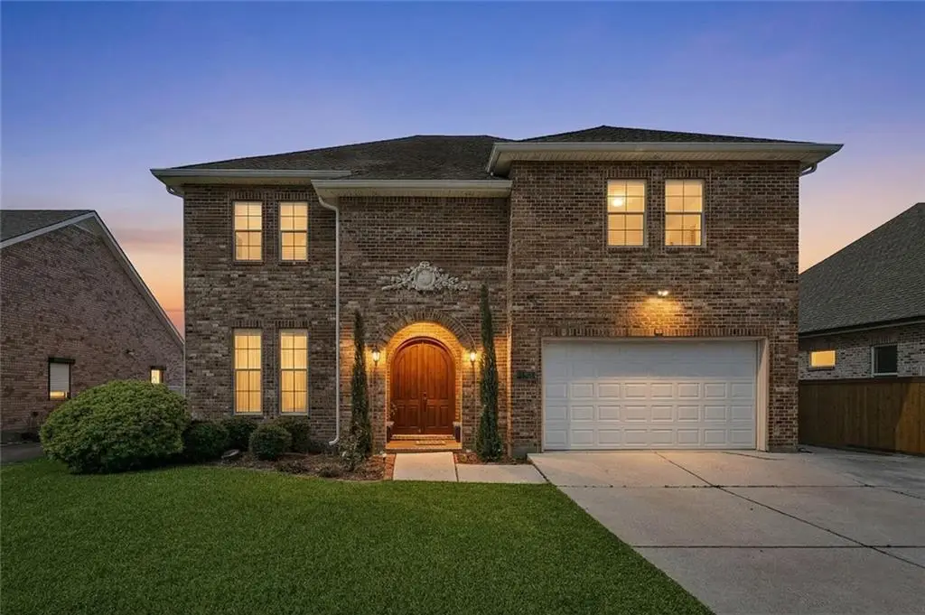 1109 Lake Frances Drive, Gretna, LA 70056 - #1