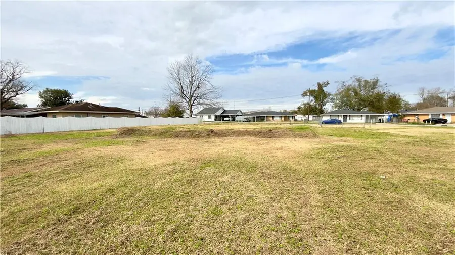 114 Mary Ann Avenue, Houma, LA 70363 - #3