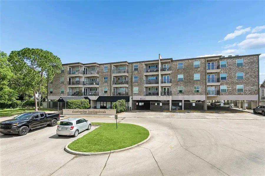 500 Lake Marina Avenue #203, New Orleans, LA 70124 - #3