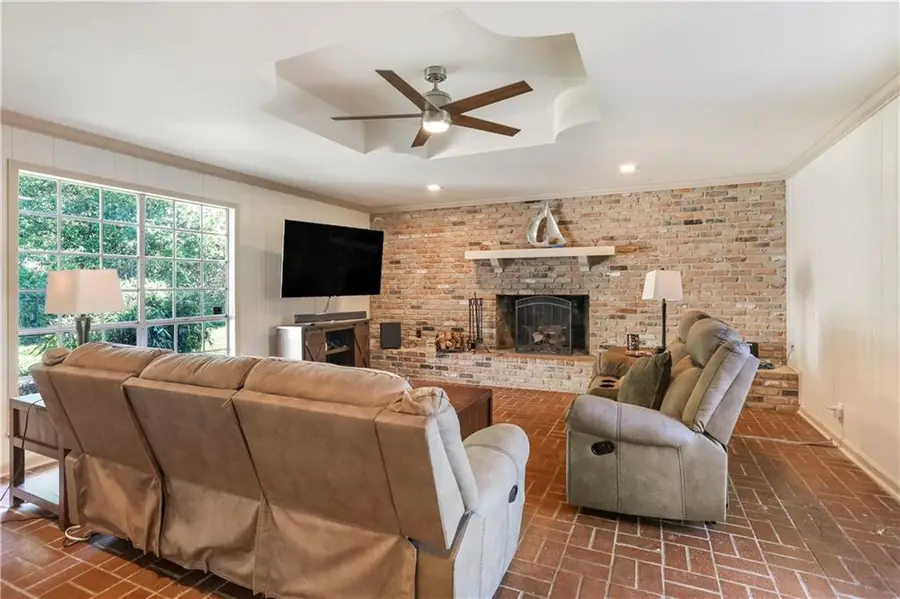 545 Hutchinson Street, Mandeville, LA 70448 - #2