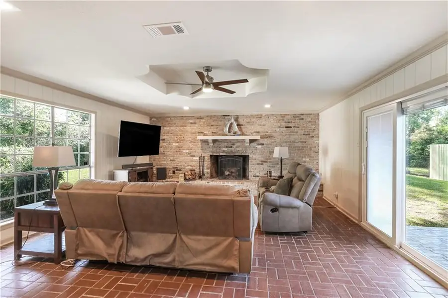 545 Hutchinson Street, Mandeville, LA 70448 - #3