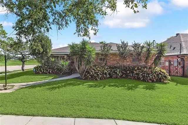 6151 Charlotte Drive, New Orleans, LA 70122 - #2