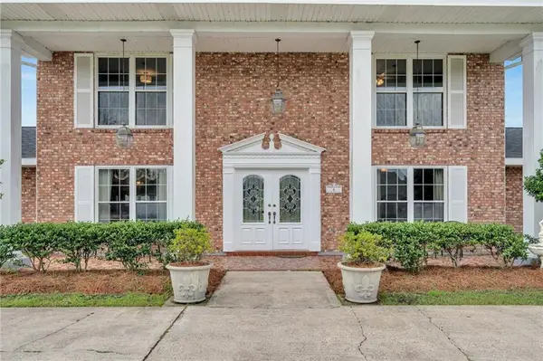 6 W Levert Drive, Luling, LA 70070