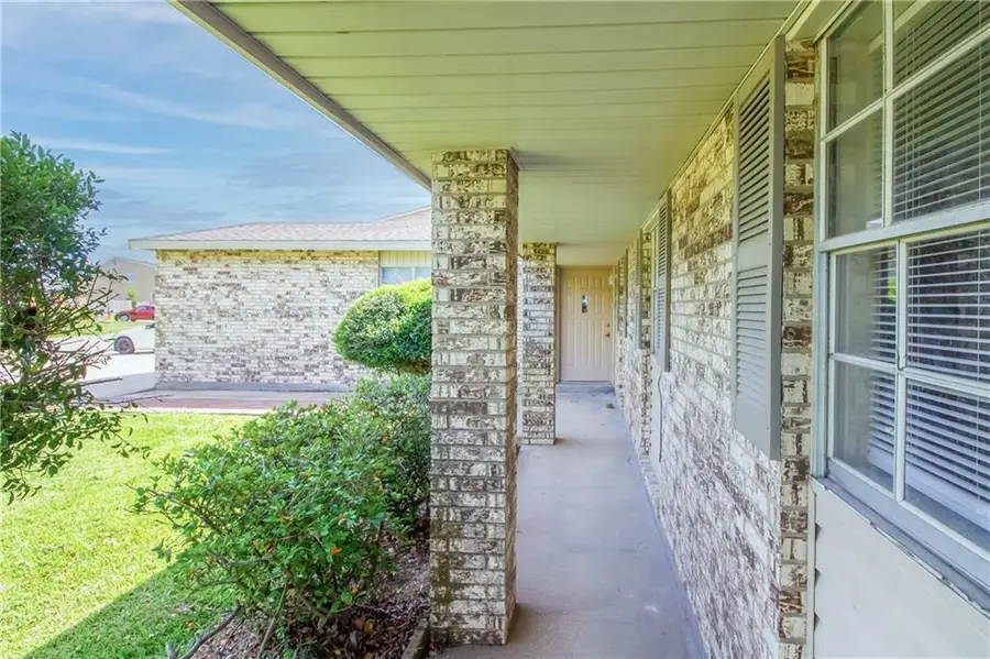 1817 Madewood Road, La Place, LA 70068 - #3