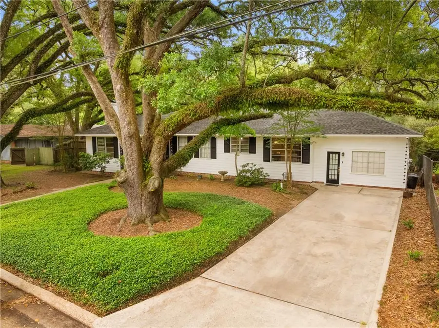 506 Hillcrest Drive, Alexandria, LA 71301 - #3